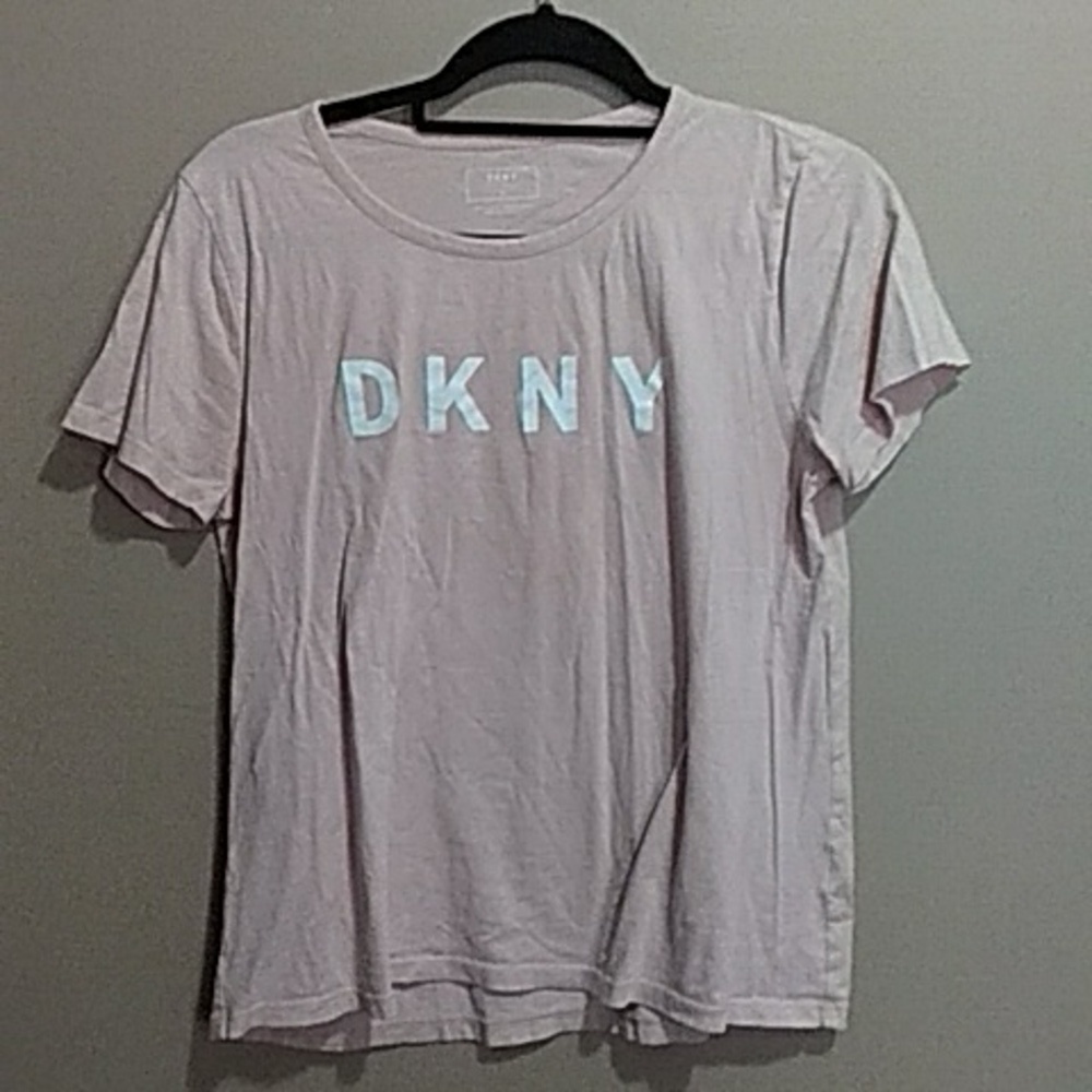 DKNY top size medium